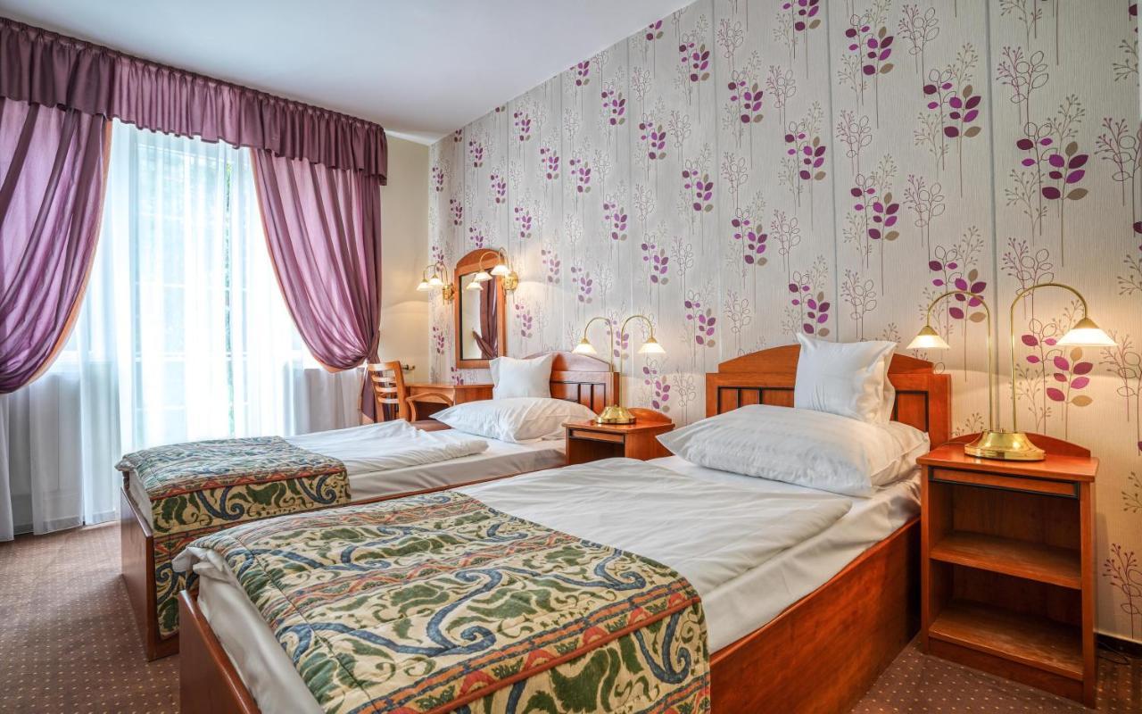 Hotel Erzsebet Hévíz Dış mekan fotoğraf