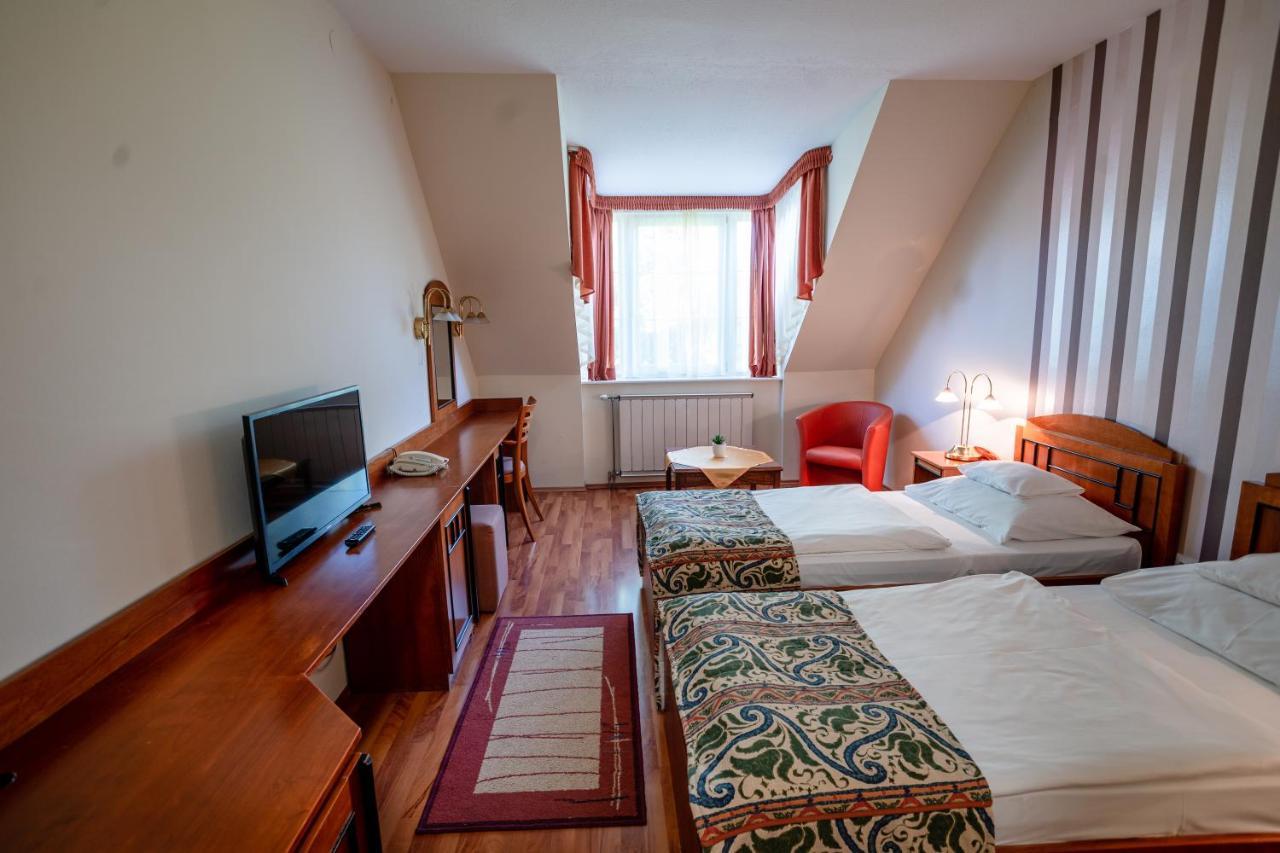 Hotel Erzsebet Hévíz Dış mekan fotoğraf